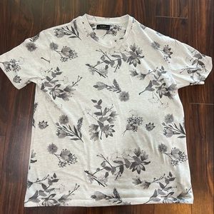 ZARA Large T Shirt White Floral